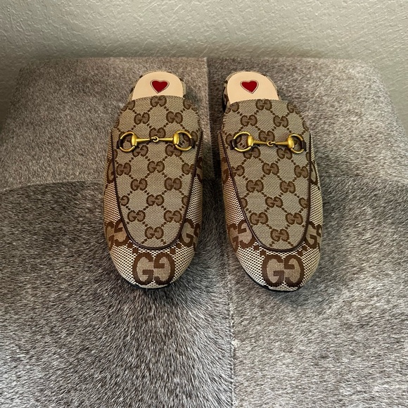 Gucci Beige GG Canvas Mules with Gold Hardware - Picture 1 of 5